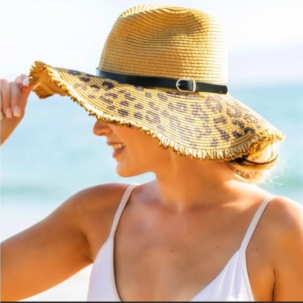 Floppy animal print straw hat
